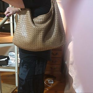 Bottega Veneta Large Caramel Leather Bag,/Wallet